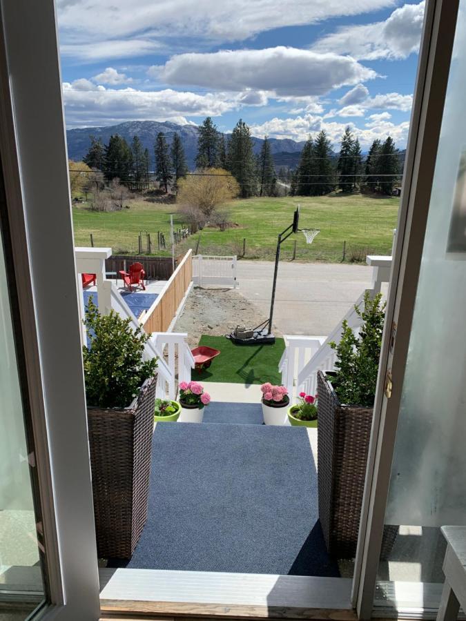 Salish B&B And Spa West Kelowna Esterno foto